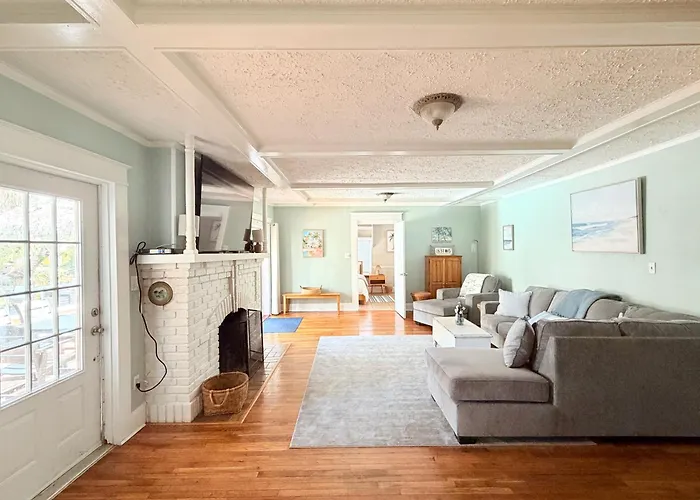"oasis" Historic Beachside Retreat Clearwater Beach