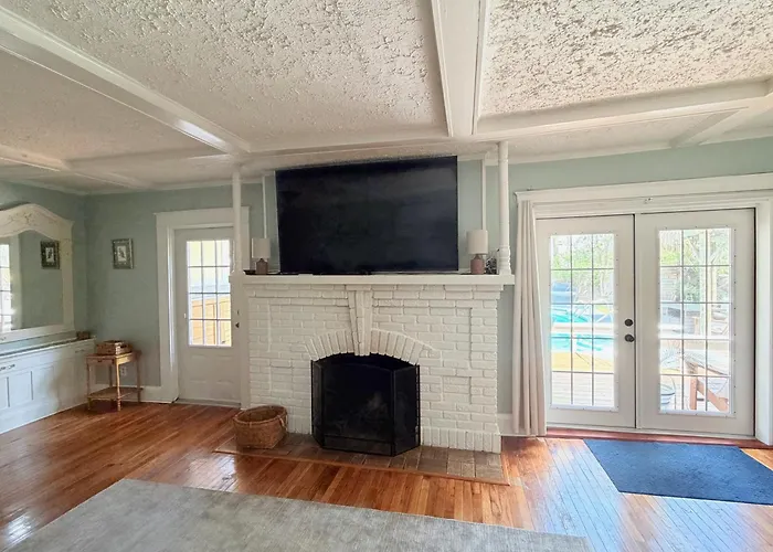 "oasis" Historic Beachside Retreat Landhuis