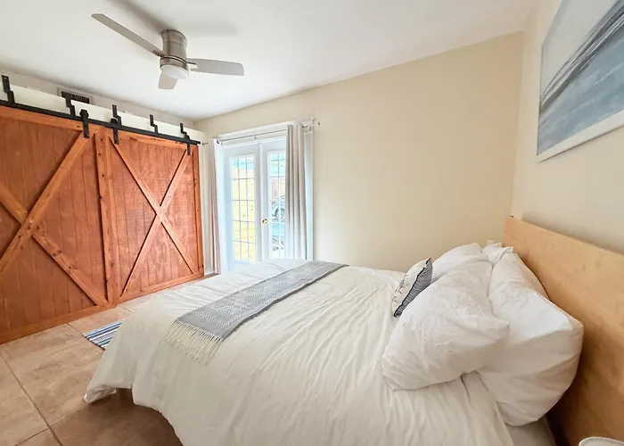 "oasis" Historic Beachside Retreat * Clearwater Beach