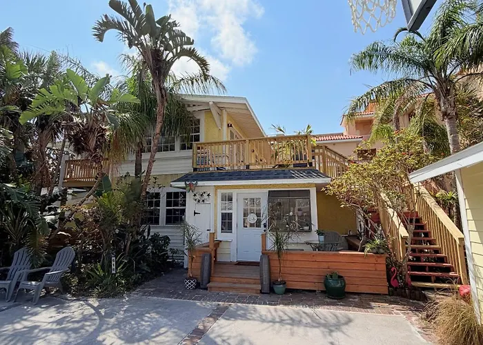 "oasis" Historic Beachside Retreat